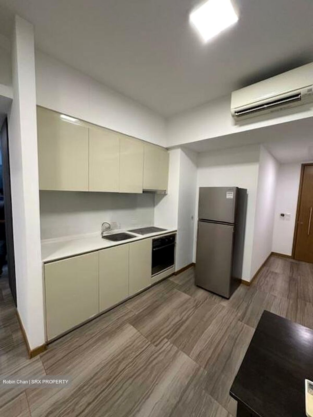 Lakeville (D22), Condominium #520500081